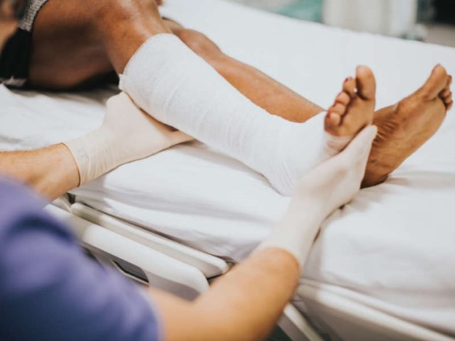 ΧΕΙΡΟΥΡΓΟΣ ΟΡΘΟΠΕΔΙΚΟΣ ΕΛΕΥΣΙΝΑ | ΠΑΠΠΑΣ ΔΗΜΗΤΡΙΟΣ