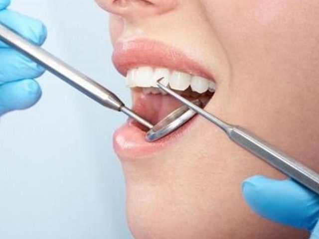 ΧΕΙΡΟΥΡΓΟΣ ΟΔΟΝΤΙΑΤΡΟΣ | ΛΑΡΙΣΑ | ΣΑΛΑΜΠΑΣΗΣ ΣΩΚΡΑΤΗΣ