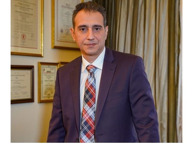 ΓΕΝΙΚΟΣ ΧΕΙΡΟΥΡΓΟΣ ΑΘΗΝΑ | ΛΑΡΕΝΤΖΑΚΗΣ ΑΝΔΡΕΑΣ