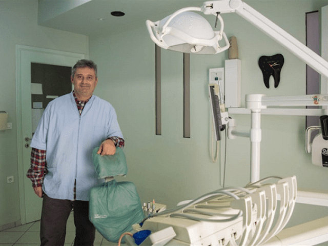 ΟΔΟΝΤΙΑΤΡΟΣ ΠΕΥΚΑΚΙΑ ΝΕΑ ΙΩΝΙΑ ΑΤΤΙΚΗΣ | ΦΑΚΙΡΙΔΗΣ ΒΑΣΙΛΕΙΟΣ