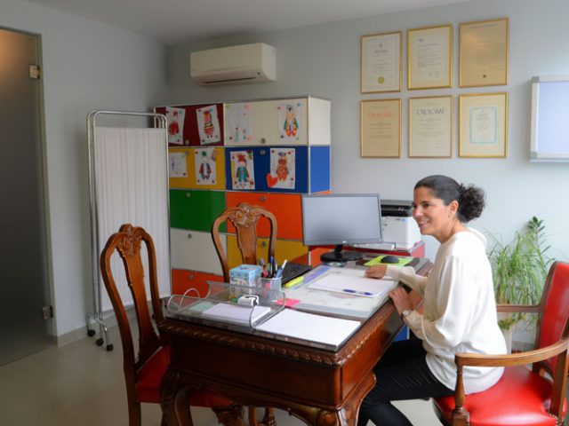 ΕΝΔΟΚΡΙΝΟΛΟΓΟΣ ΝΕΟ ΨΥΧΙΚΟ | ΑΡΔΙΤΗ ΤΖΕΣΙΚΑ-ΝΤΕΜΠΟΡΑ