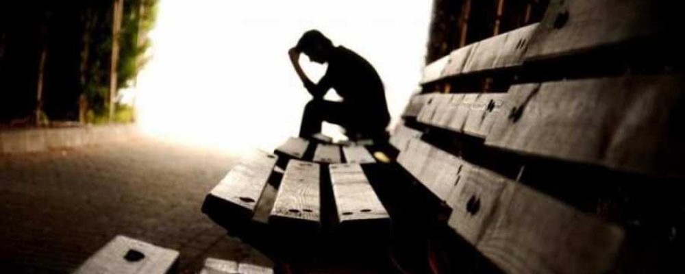 Κατάθλιψη: Τα σημάδια που δείχνουν ότι πρέπει να σας δει ένας γιατρός